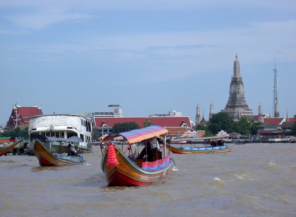 Water Taxis & Wat Arun